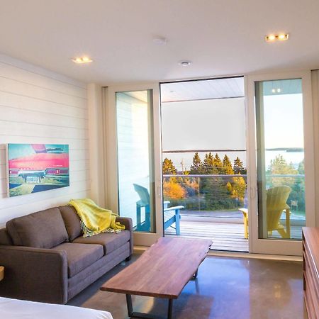 Quarterdeck Beachside Villas & Lofts Summerville Centre Eksteriør billede
